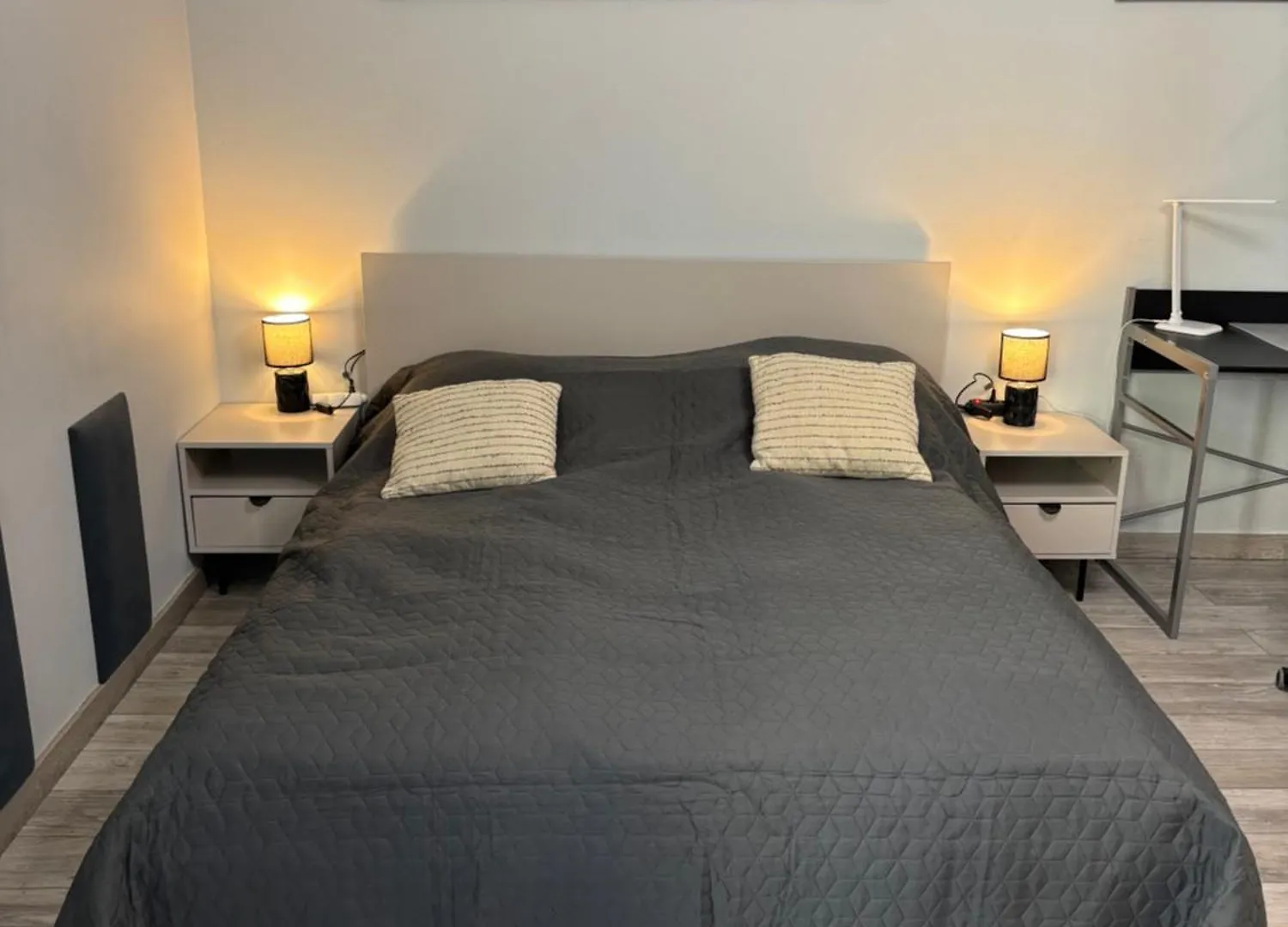 شقة Lovely Condo In The Heart Of Warsaw Piekne Mieszkanie W Samym Sercu Warszawy بولندا